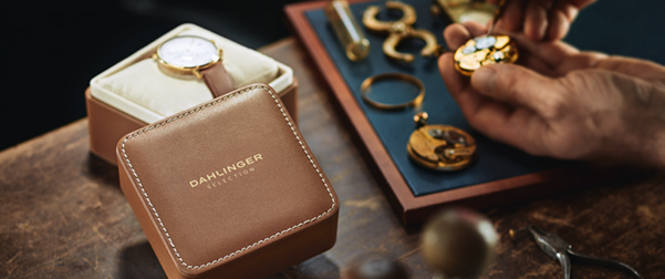 Produktionsumgebung – Werkbank und Material